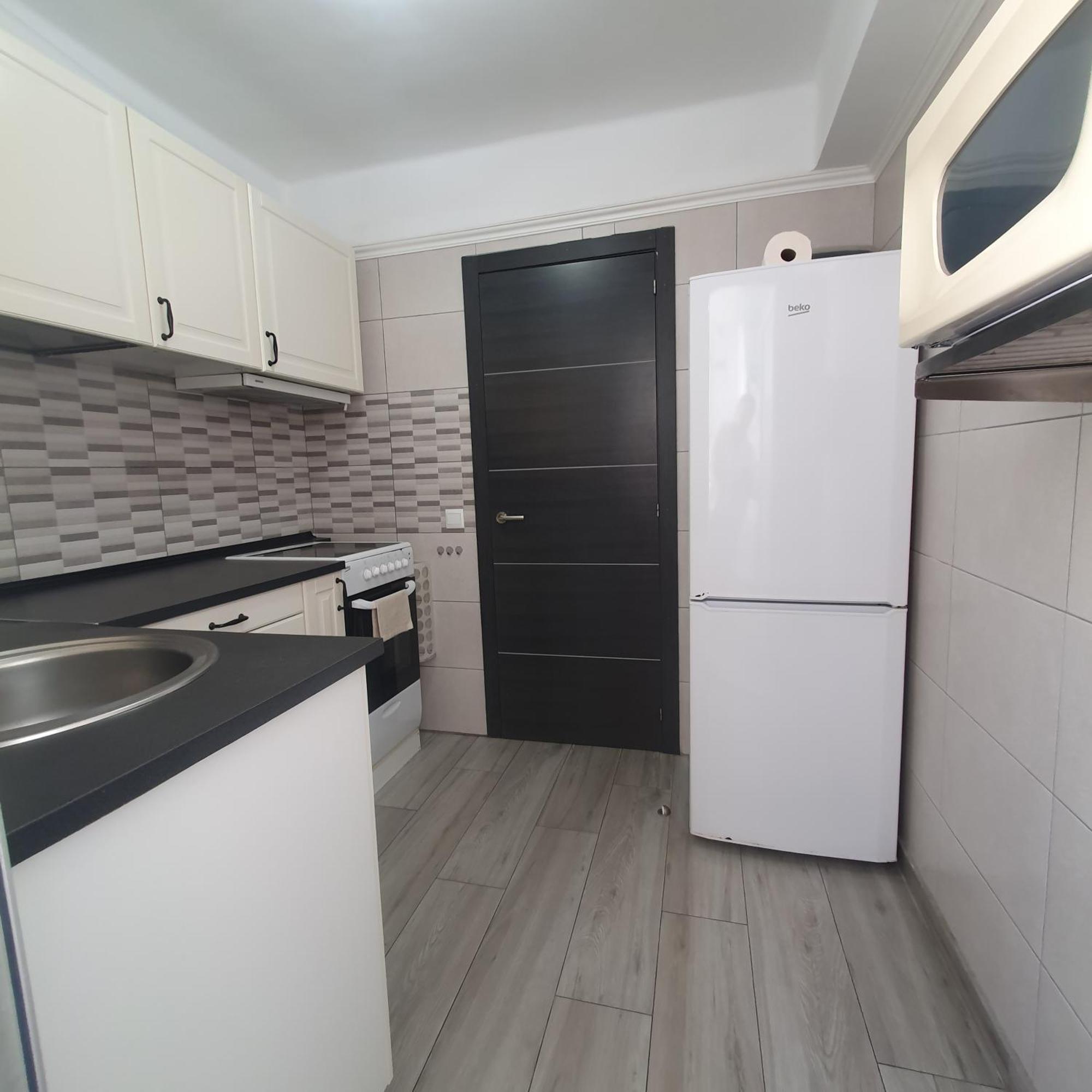 Apartamento Luminoso Y Acogedor Con Vista Al Mar กูลเญรา ภายนอก รูปภาพ